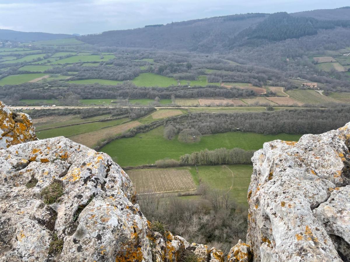 La Tablée Médiévale Civrieux-dʼAzergues Exterior foto