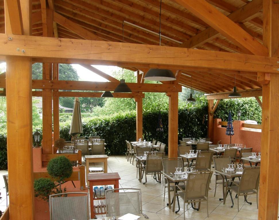 La Tablée Médiévale Civrieux-dʼAzergues Exterior foto